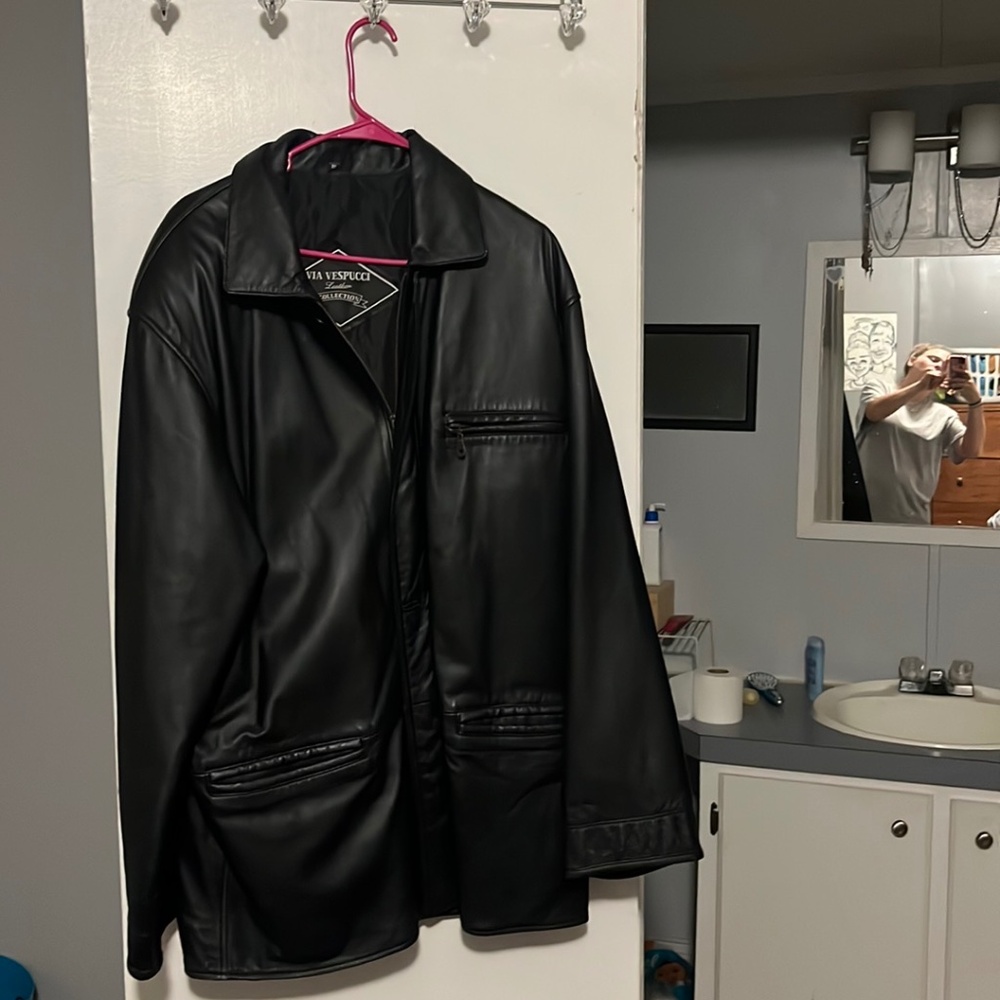 Men’s leather coat